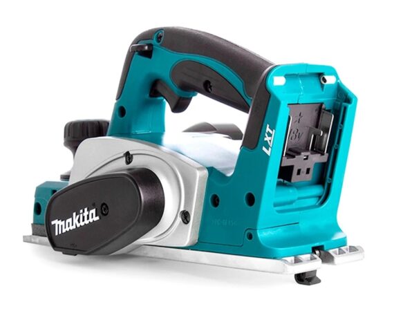 Plaina Makita DKP180 inteira, sem bateria instalada